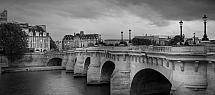 Video1_PontNeufBW-2.jpg